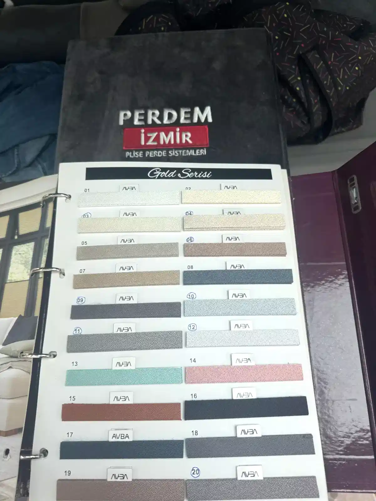 Çocuk Odası İçin Plise Perde – Renkli, Güvenli ve Kolay Kullanım